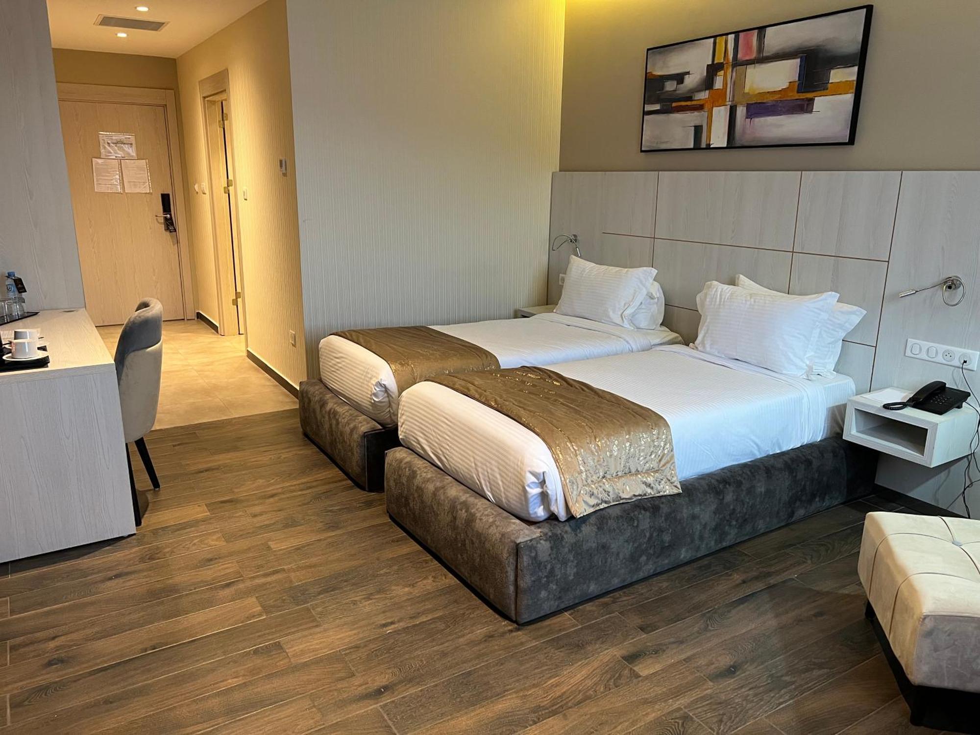 Hotel Ben Aouda & Spa Tipaza Kültér fotó