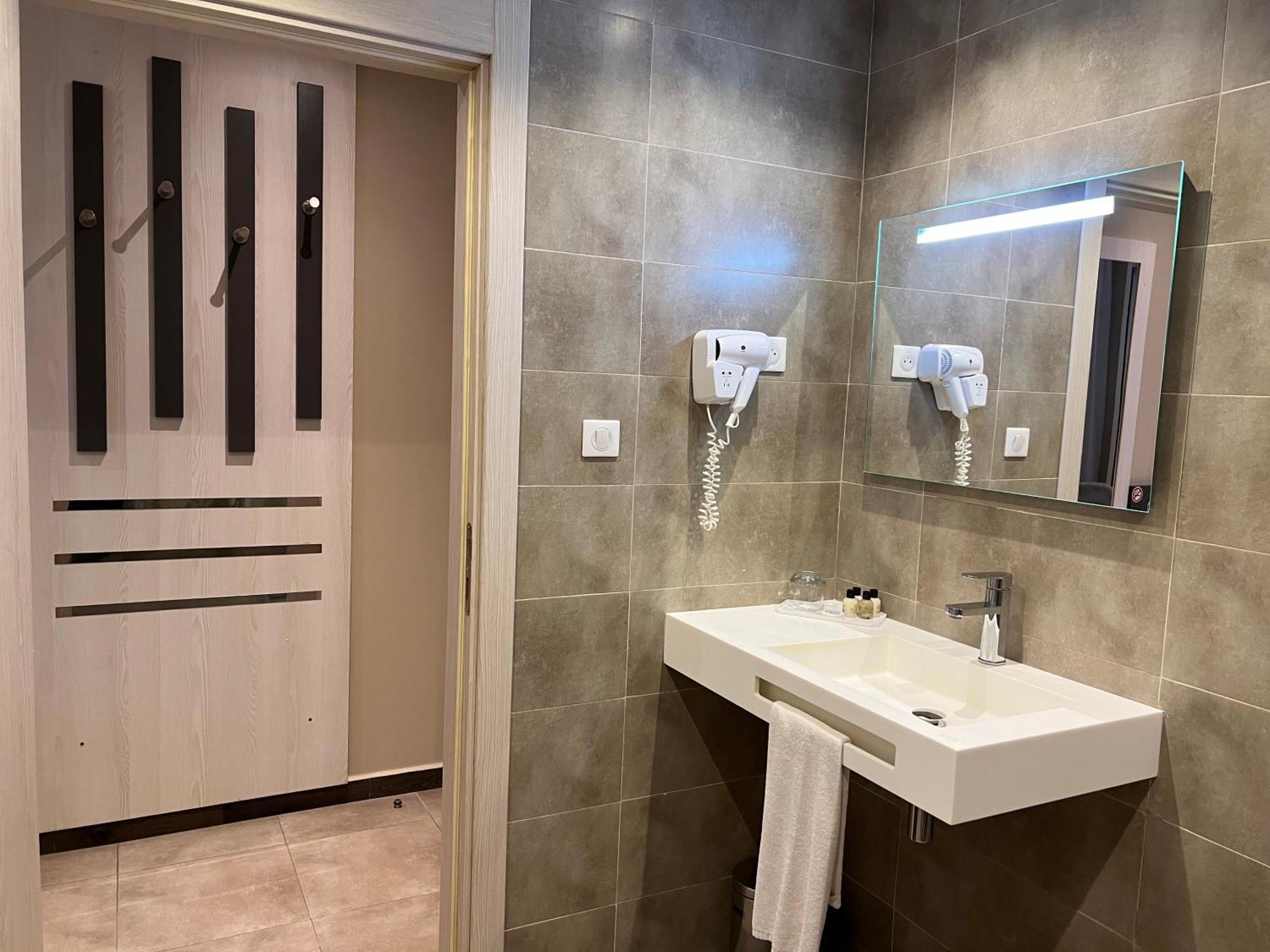 Hotel Ben Aouda & Spa Tipaza Kültér fotó