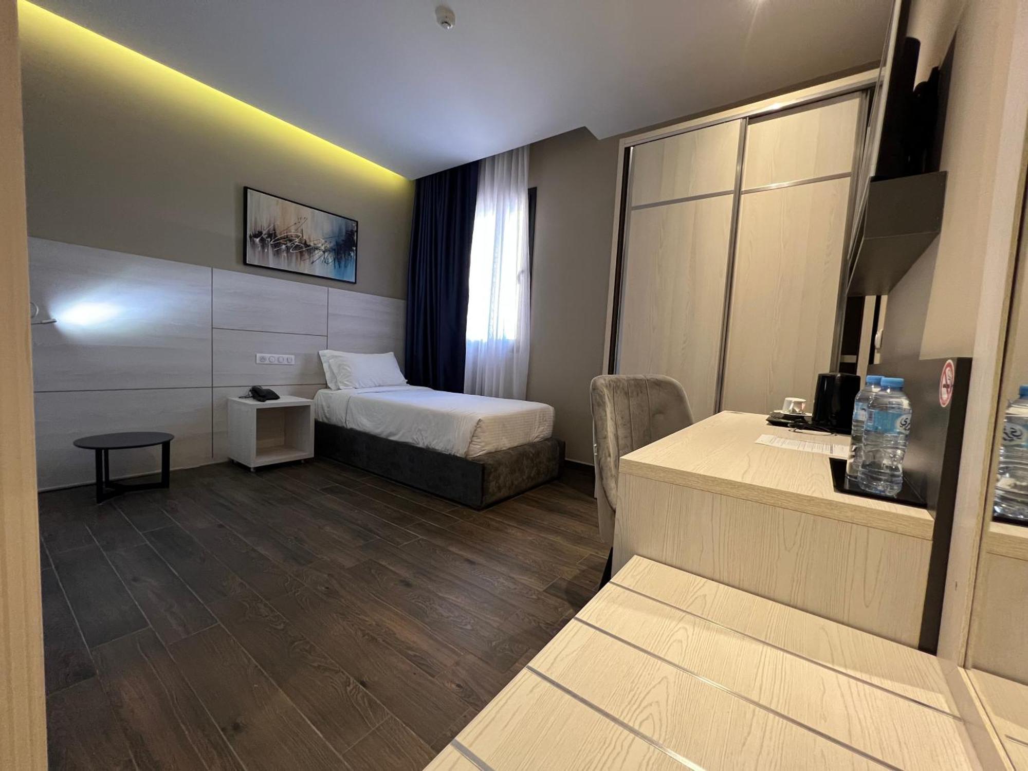 Hotel Ben Aouda & Spa Tipaza Kültér fotó
