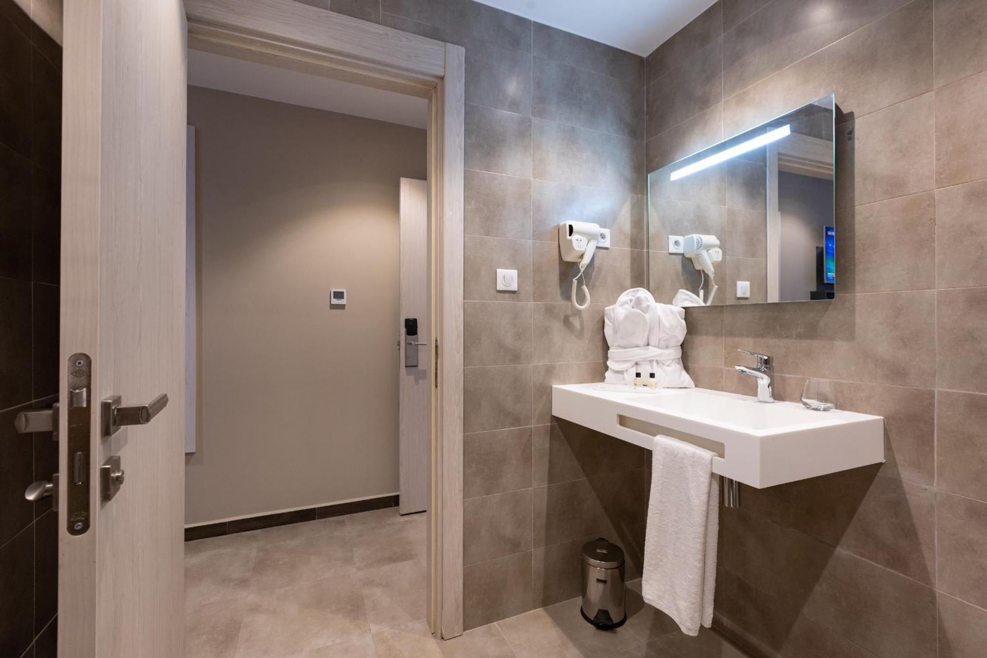 Hotel Ben Aouda & Spa Tipaza Kültér fotó