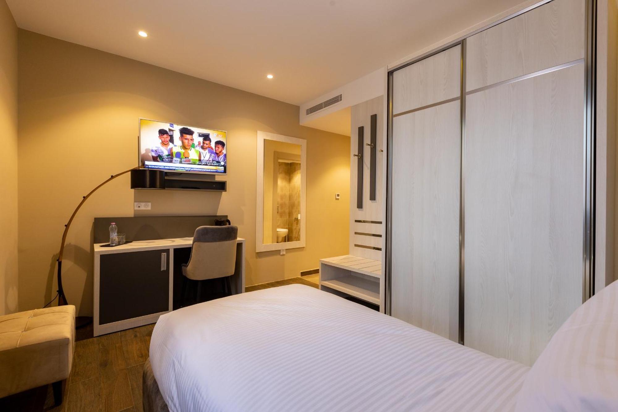 Hotel Ben Aouda & Spa Tipaza Kültér fotó